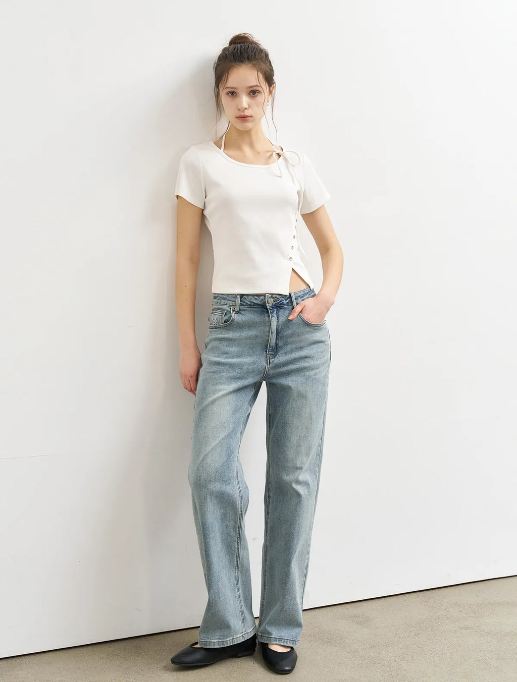 Button slit string short sleeve tee